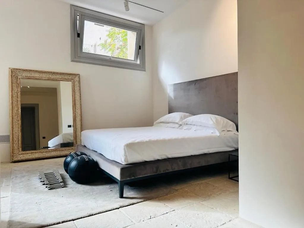 נוטו La Dependance Hotel