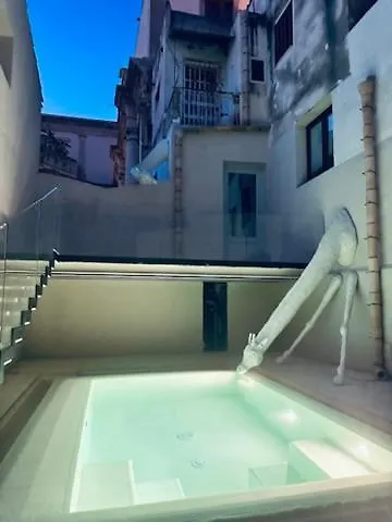 נוטו La Dependance Hotel 4*,